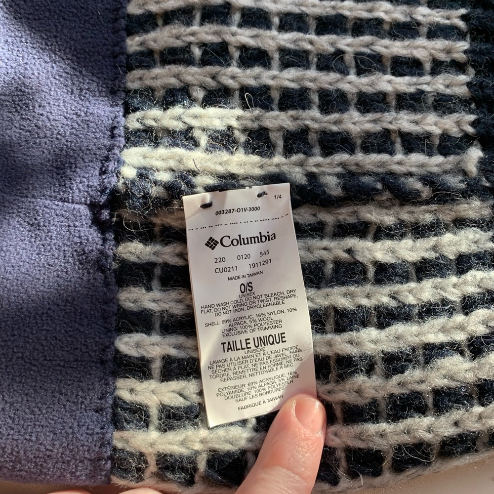 Columbia Navy and Grey Knit Beanie Stocking Cap Inisex - Picture 8 of 9